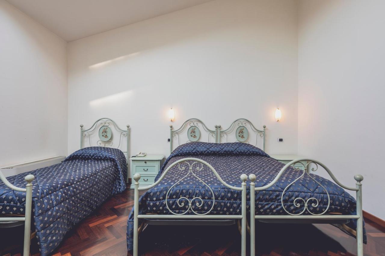 Albergo Ristorante Pasqui Rocca San Casciano Exteriör bild