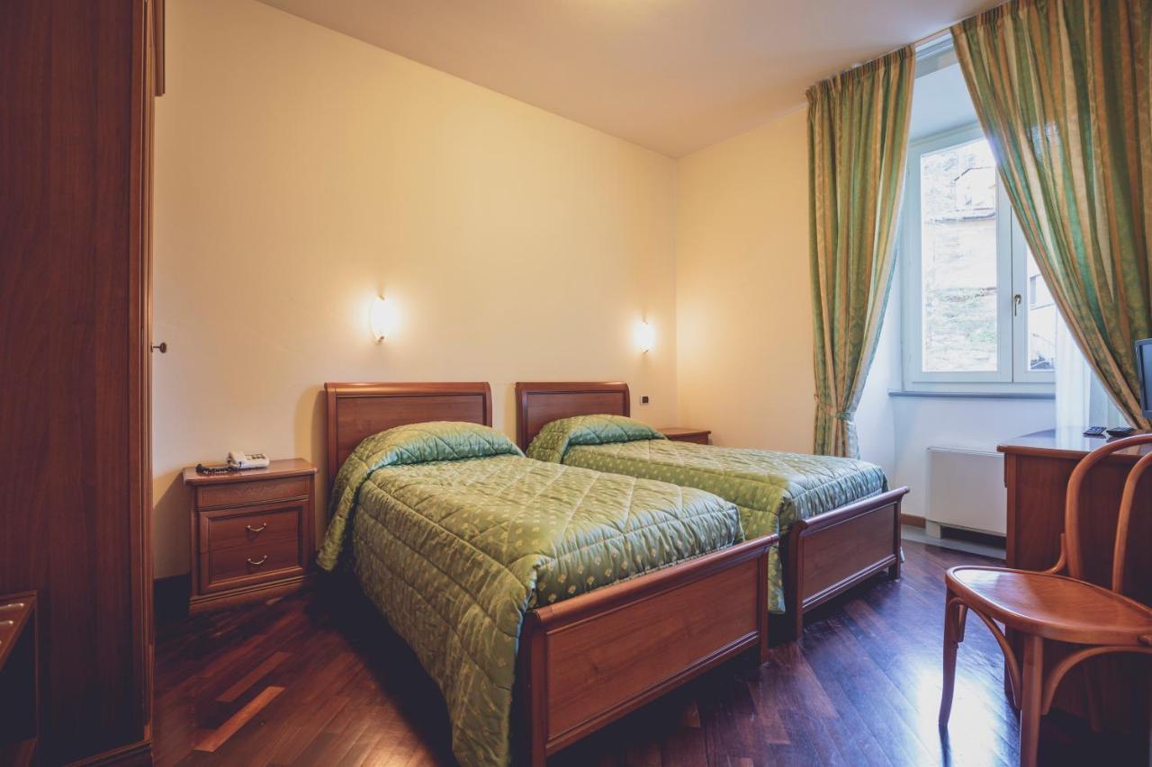 Albergo Ristorante Pasqui Rocca San Casciano Exteriör bild