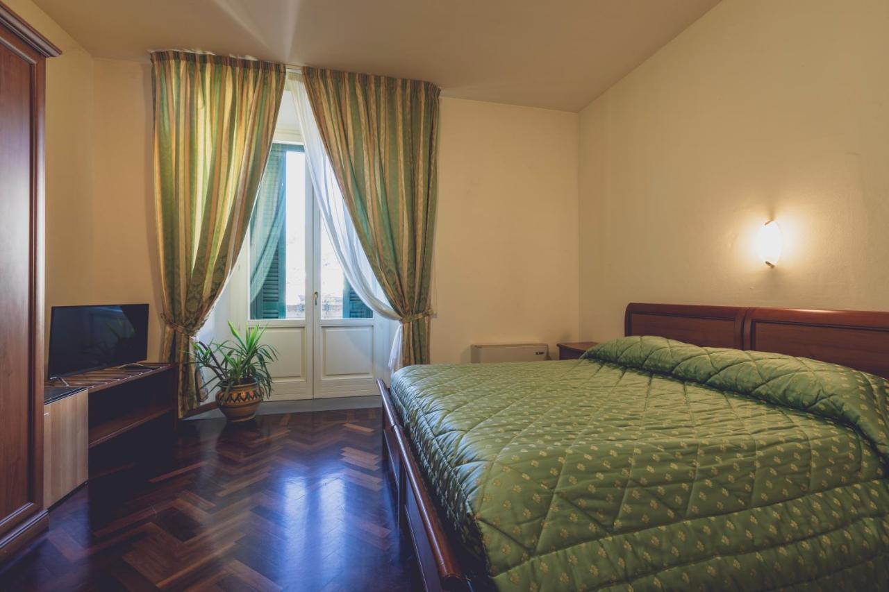 Albergo Ristorante Pasqui Rocca San Casciano Exteriör bild