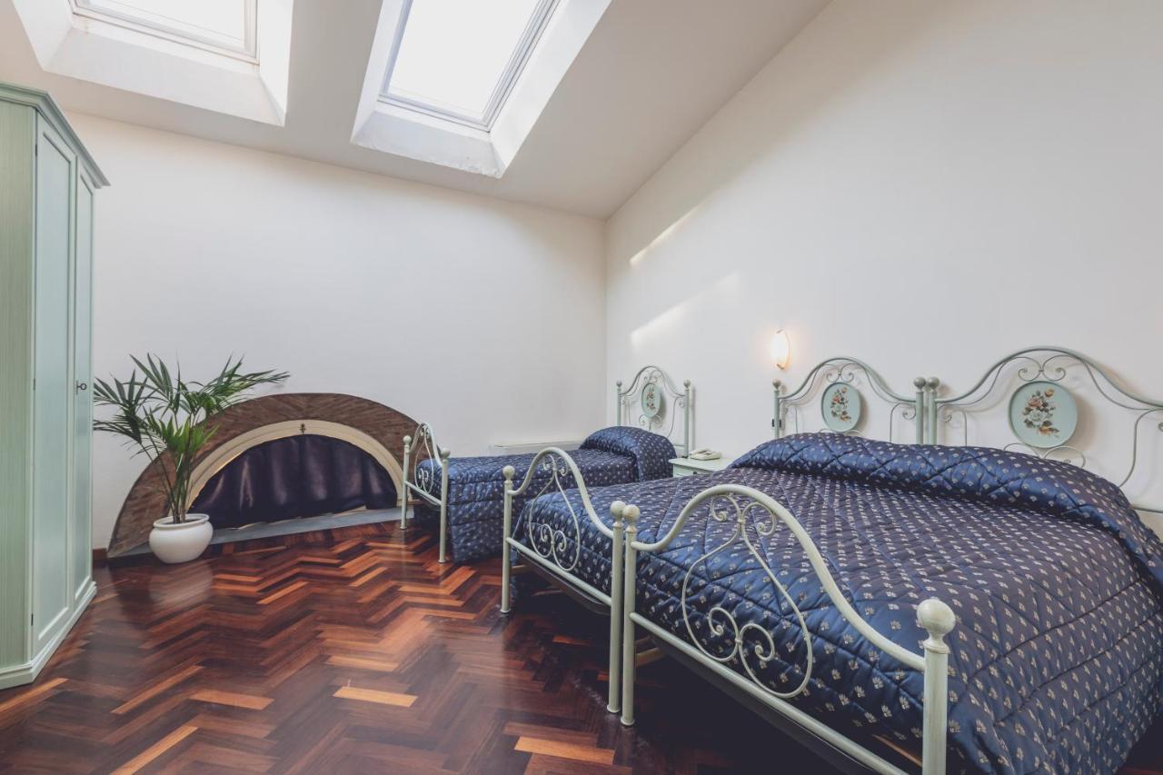 Albergo Ristorante Pasqui Rocca San Casciano Exteriör bild
